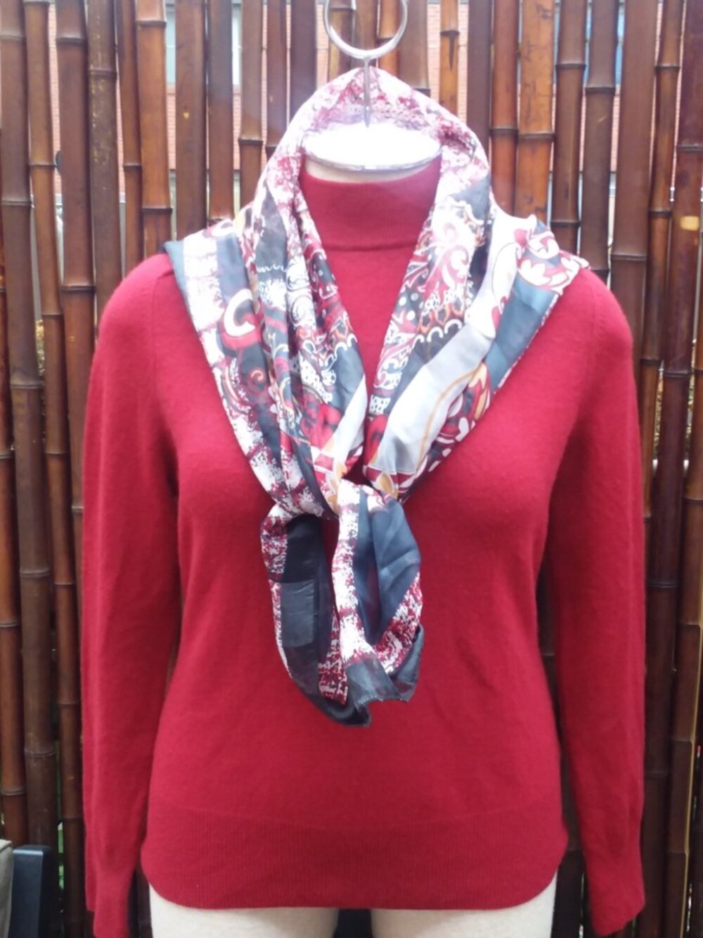 Prive 100% Cashmere Women's Red Mock Neck Turtleneck Sweater Top size Large